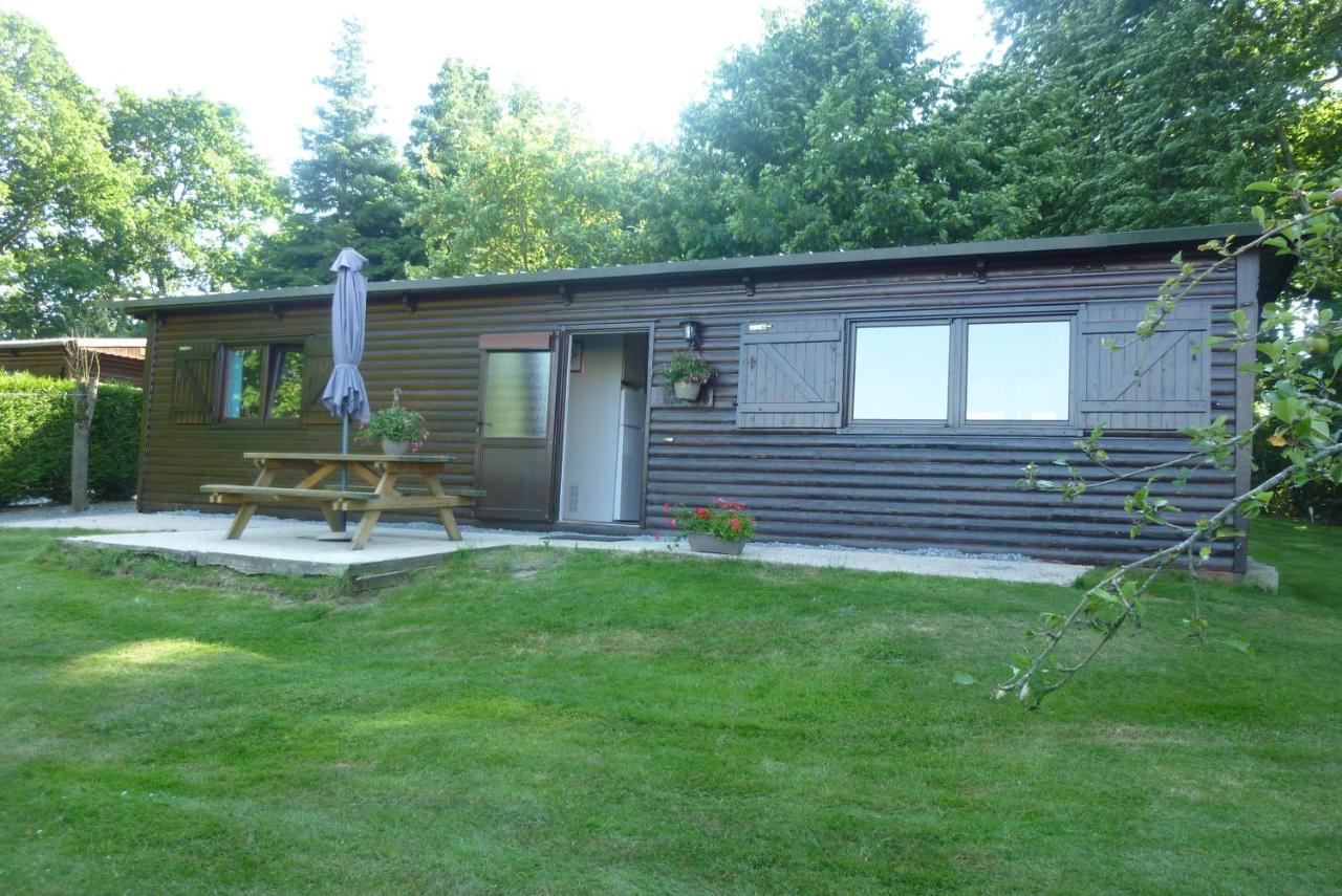 3 Gites - Relais Du Saussay In Pertheville Ners Buitenkant foto
